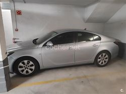 Gris / plata Usado 2016 Opel Insignia Business Berlina | 7500 € (Buen precio)