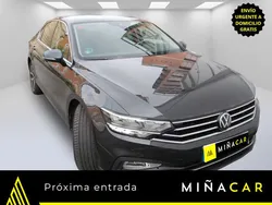 Negro Usado 2021 VW Passat Executive Berlina | 22.890 € (Un poco caro)