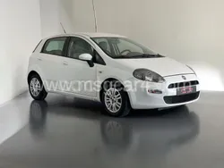 Blanco Usado 2014 Fiat Punto Young Utilitario | 6990 € (Un poco caro)
