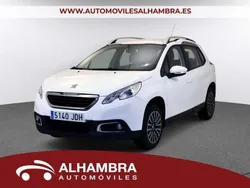 Usado 2015 Peugeot 2008 Active SUV | 8270 € (Precio justo)