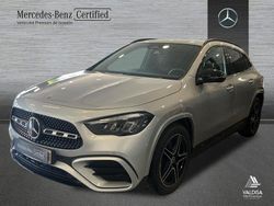 Gris / plata Usado 2024 Mercedes GLA200 SUV | 45.900 €