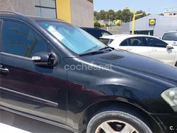 Negro Usado 2007 Mercedes ML320 SUV | 4500 €