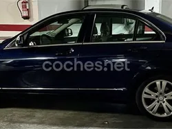 Azul Usado 2008 Mercedes C180 Avantgarde Berlina | 9490 € (Caro)