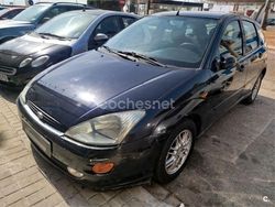 Negro Usado 2000 Ford Focus Ambiente Berlina | 2500 € (Precio justo)
