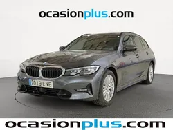 Gris Usado 2021 BMW 318 Familiar | 24.082 € (Buen precio)