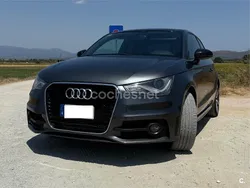Gris / plata Usado 2011 Audi A1 Ambition Utilitario | 11.200 € (Precio justo)