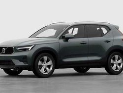 Oro Nuevo 2025 Volvo XC40 Core SUV | 38.900 €