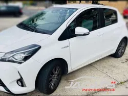 Blanco Usado 2018 Toyota Yaris Hybrid Active Utilitario | 15.250 € (Precio justo)