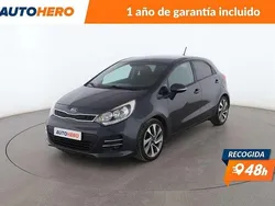 Gris Usado 2017 Kia Rio Berlina | 10.299 € (Precio justo)