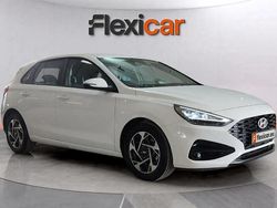 Blanco Usado 2024 Hyundai i30 Berlina | 17.990 € (Precio justo)