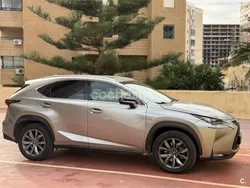 Gris / plata Usado 2015 Lexus NX300h Sport Line SUV | 22.600 € (Precio justo)
