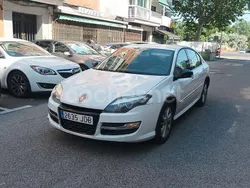 Blanco Usado 2015 Renault Laguna III Bose Edition Berlina | 6995 € (Precio justo)