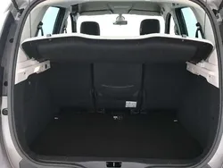 Gris Usado 2014 Renault Scénic III Expression Monovolumen | 12.999 € (Caro)