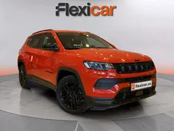 Rojo Usado 2022 Jeep Compass Night Eagle SUV | 23.190 € (Precio justo)