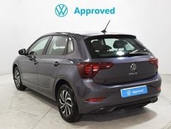 Gris Usado 2024 VW Polo Life Utilitario | 18.200 € (Precio justo)