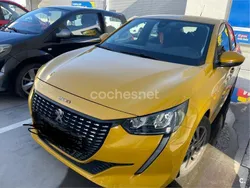 Amarillo Usado 2021 Peugeot 208 Style Utilitario | 10.600 € (Buen precio)