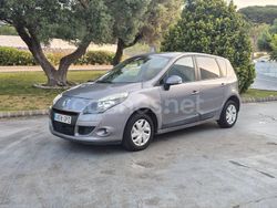 Beige Usado 2009 Renault Scénic III Monovolumen | 4990 € (Buen precio)