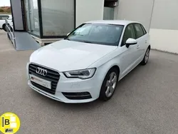 Blanco Usado 2013 Audi A3 Ambiente | 13.900 € (Un poco caro)