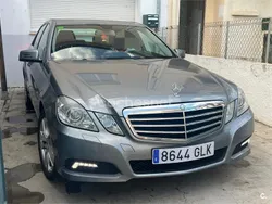 Gris / plata Usado 2010 Mercedes E350 Avantgarde Berlina | 9900 € (Super precio)