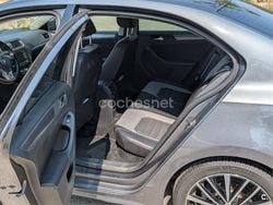 Gris / plata Usado 2015 VW Jetta Sport Berlina | 9500 € (Precio justo)