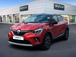 Rojo Usado 2021 Renault Captur Zen SUV | 17.990 € (Buen precio)