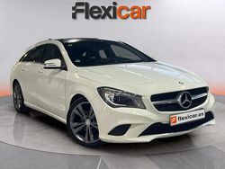 Blanco Usado 2015 Mercedes CLA200 Shooting Brake Familiar | 15.890 € (Buen precio)