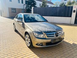 Gris / plata Usado 2007 Mercedes C200 Avantgarde Berlina | 13.500 € (Caro)