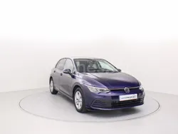 Azul Usado 2023 VW Golf VIII Life Berlina | 29.990 € (Un poco caro)