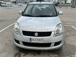 Gris / plata Usado 2009 Suzuki Swift GL Berlina | 3000 € (Precio justo)
