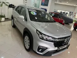 Gris Nuevo 2025 Suzuki SX4 S-Cross SUV | 31.790 €