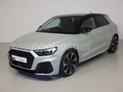 Gris / plata Usado 2023 Audi A1 Sportback Utilitario | 30.900 € (Caro)