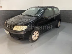 Negro Usado 2007 Fiat Punto Classica Utilitario | 1999 € (Buen precio)