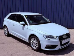 Blanco Usado 2016 Audi A3 Attraction Utilitario | 15.900 € (Precio justo)