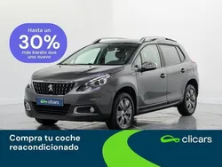 Gris Usado 2017 Peugeot 2008 Style SUV | 11.490 € (Precio justo)