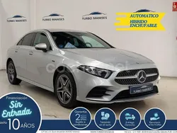 Gris / plata Usado 2021 Mercedes A250 Berlina | 29.990 € (Precio justo)