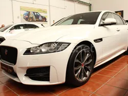 Blanco Usado 2017 Jaguar XF R-Sport Berlina | 15.990 € (Precio justo)