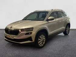 Usado 2022 Skoda Karoq Ambition SUV | 19.440 € (Precio justo)
