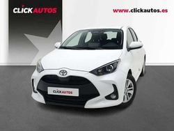 Blanco Usado 2025 Toyota Yaris Hybrid Business Edition Utilitario | 18.650 € (Super precio)