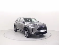 Gris / plata Usado 2024 Toyota Yaris Cross Active SUV | 27.800 € (Caro)