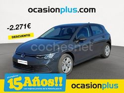 Gris / plata Usado 2023 VW Golf VIII Life Berlina | 22.550 € (Precio justo)