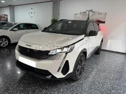 Blanco Usado 2023 Peugeot 5008 GT Monovolumen | 27.900 € (Caro)