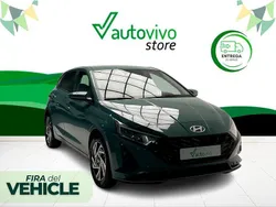 Verde Nuevo 2024 Hyundai i20 Berlina | 21.300 € (Precio justo)