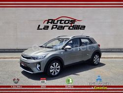 Gris / plata Usado 2022 Kia Stonic Plus SUV | 14.890 € (Precio justo)