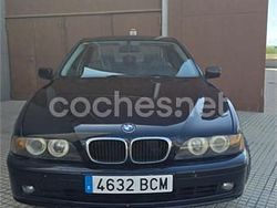 Azul Usado 2001 BMW 525 Comfort Edition Berlina | 4800 €