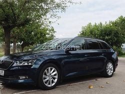 Azul Usado 2017 Skoda Superb Ambition Familiar | 14.900 € (Precio justo)