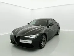 Negro Usado 2022 Alfa Romeo Giulia Sprint Sprint Coupe | 31.900 €