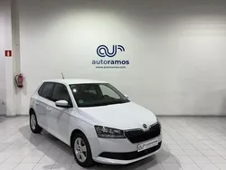Blanco Usado 2019 Skoda Fabia Active Utilitario | 11.990 € (Un poco caro)