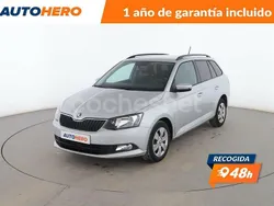Gris Usado 2016 Skoda Fabia Ambition Familiar | 8999 € (Buen precio)