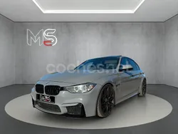 Gris / plata Usado 2012 BMW 330 Sport Line Berlina | 25.999 €