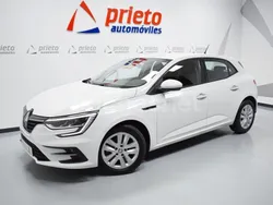 Blanco Usado 2022 Renault Mégane IV Business Berlina | 15.900 € (Precio justo)